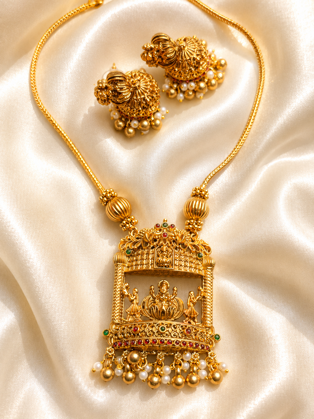 Lakshmi Temple Mandapam Pendant Necklace Set